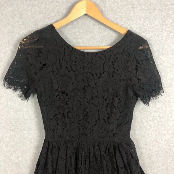 NWT Lulu's Black Lace Mini Dress Size Small - Picture 9 of 11